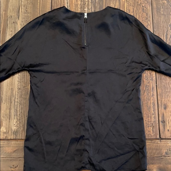 Aritzia Babaton Silk Blouse - Picture 3 of 8